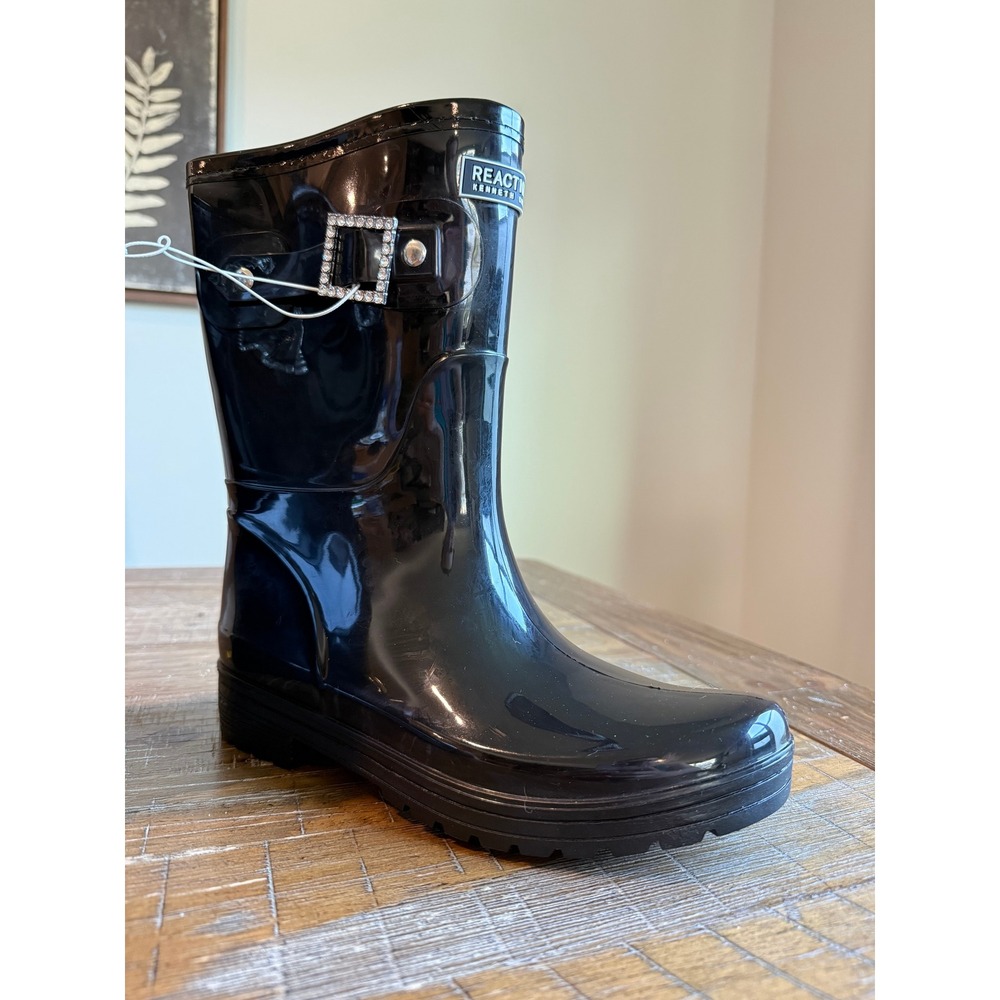 NEW Kenneth Cole Reaction Black Waterproof Glossy Rain Boots Womens 7 Buckle